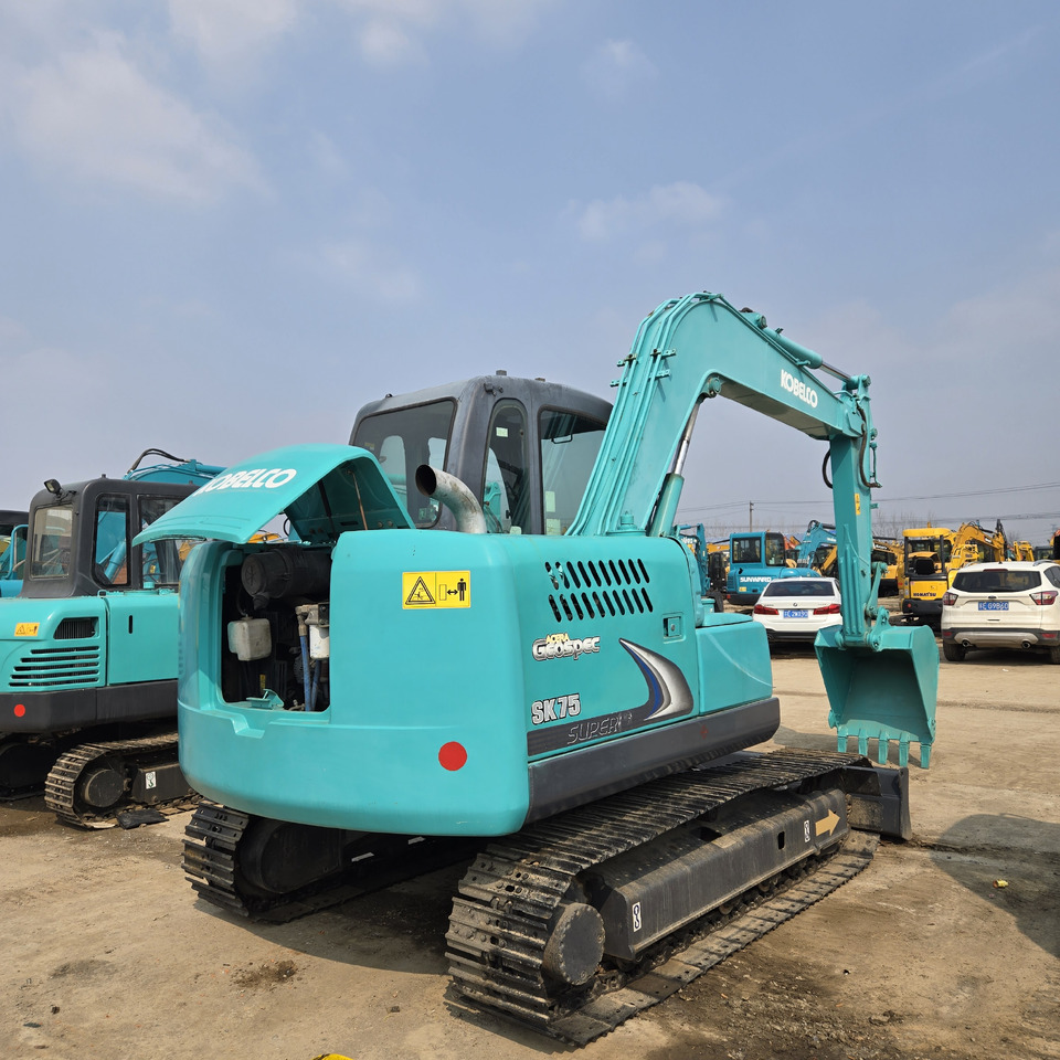 Kobelco SK75-8 - Miniescavatore: foto 4 Kobelco SK75-8 - Miniescavatore: foto 4