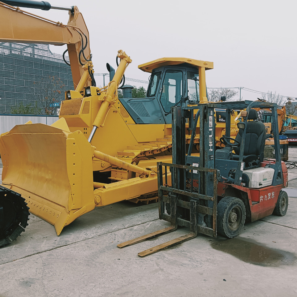 Komatsu D155A-5 - Bulldozer: foto 3 Komatsu D155A-5 - Bulldozer: foto 3