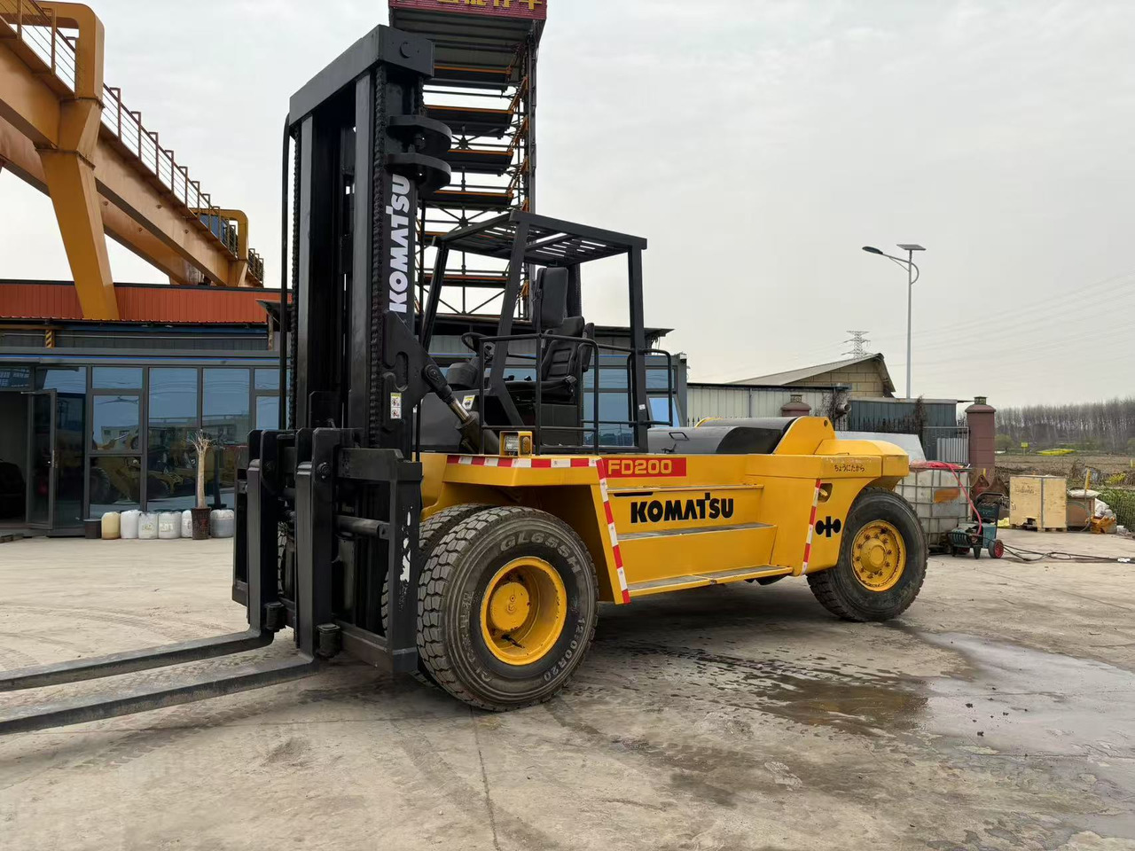 Komatsu FD200 - Carrello elevatore diesel: foto 5 Komatsu FD200 - Carrello elevatore diesel: foto 5