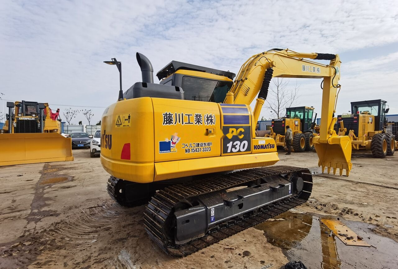 Komatsu PC130 - Escavatore cingolato: foto 1 Komatsu PC130 - Escavatore cingolato: foto 1