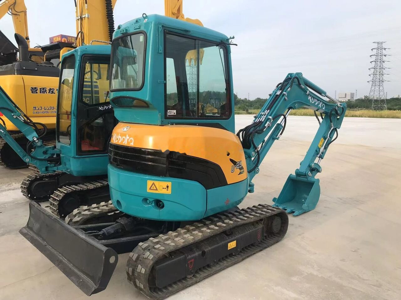 Kubota U25 - Miniescavatore: foto 1 Kubota U25 - Miniescavatore: foto 1