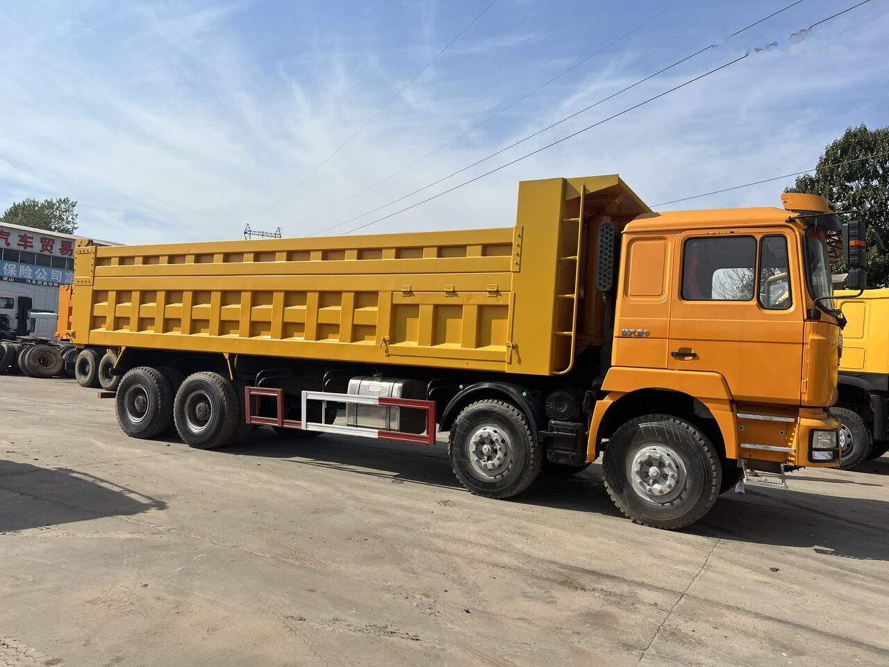 Shacman F3000 8*4 - Autocarro ribaltabile: foto 3 Shacman F3000 8*4 - Autocarro ribaltabile: foto 3