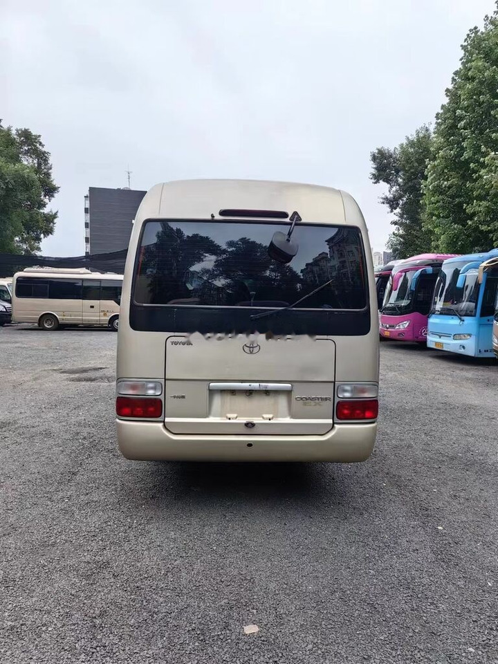 Toyota Coaster - Pullman: foto 4 Toyota Coaster - Pullman: foto 4