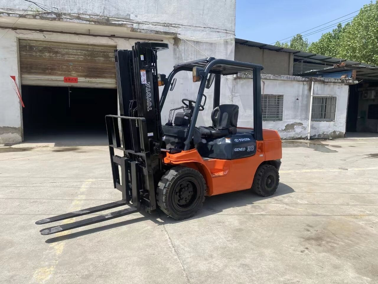 Toyota FD30 - Carrello elevatore diesel: foto 4 Toyota FD30 - Carrello elevatore diesel: foto 4