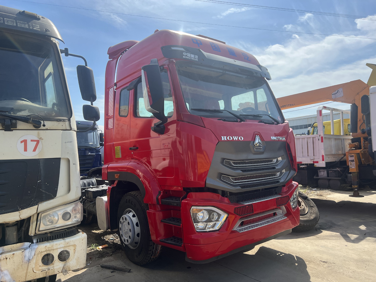 SINOTRUK HOWO trailer head - Trattore stradale: foto 3 SINOTRUK HOWO trailer head - Trattore stradale: foto 3