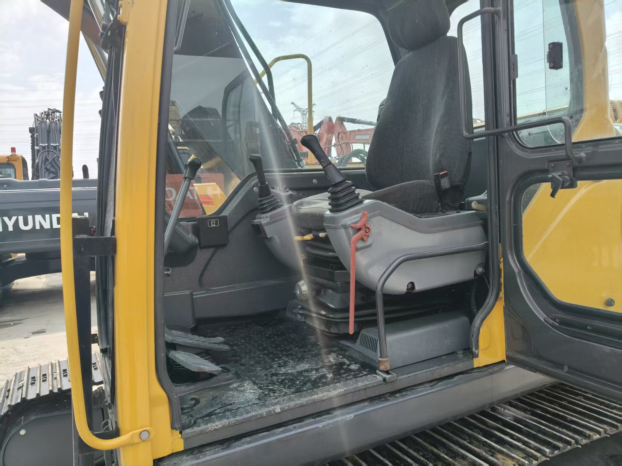 Volvo EC140DL - Escavatore cingolato: foto 5 Volvo EC140DL - Escavatore cingolato: foto 5