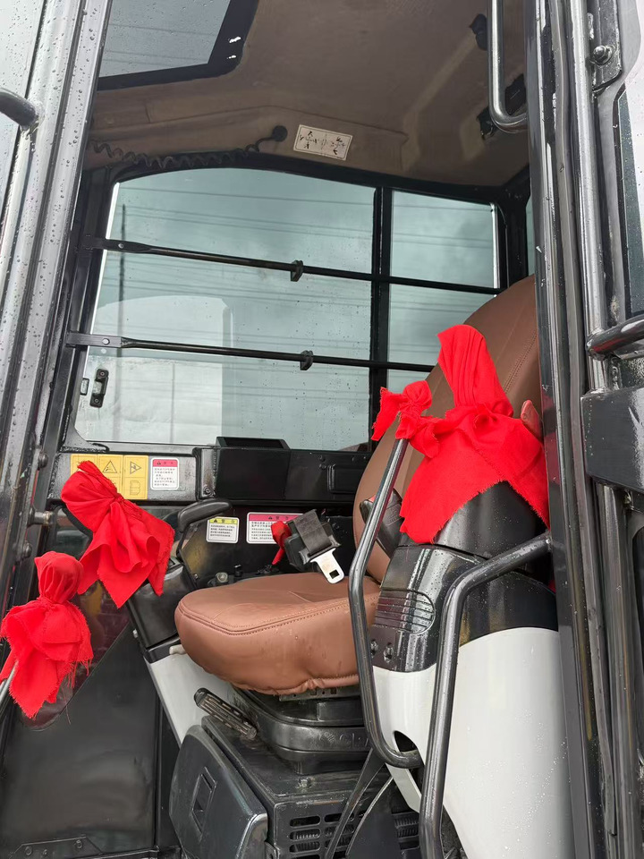 YANMAR VIO80 - Miniescavatore: foto 3 YANMAR VIO80 - Miniescavatore: foto 3