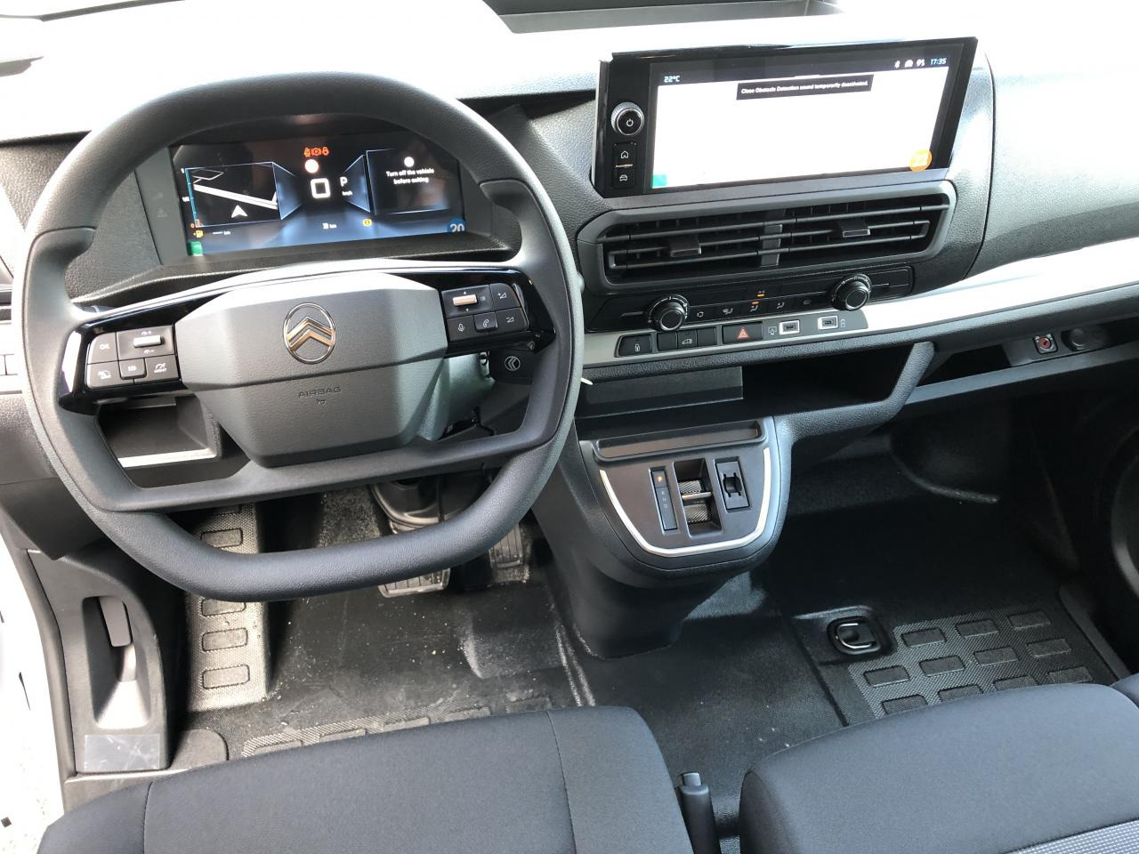 CITROEN Jumpy M 2.0 BlueHDi - 180 S&S - BV EAT8 III FOURGON . PHASE 2 - Furgone chiuso: foto 4 CITROEN Jumpy M 2.0 BlueHDi - 180 S&S - BV EAT8 III FOURGON . PHASE 2 - Furgone chiuso: foto 4