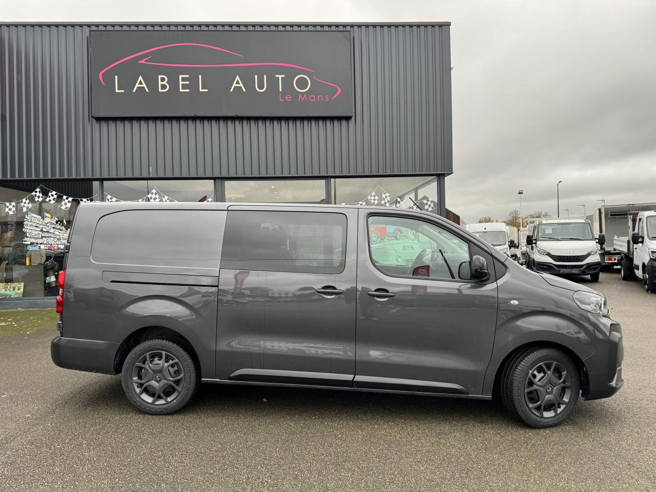 CITROEN Jumpy XL 2.0 BlueHDi - 180 S&S - BV EAT8 III CABINE APPROFONDIE Cabine approfondie Fixe PHASE 2 - Furgone chiuso: foto 2 CITROEN Jumpy XL 2.0 BlueHDi - 180 S&S - BV EAT8 III CABINE APPROFONDIE Cabine approfondie Fixe PHASE 2 - Furgone chiuso: foto 2