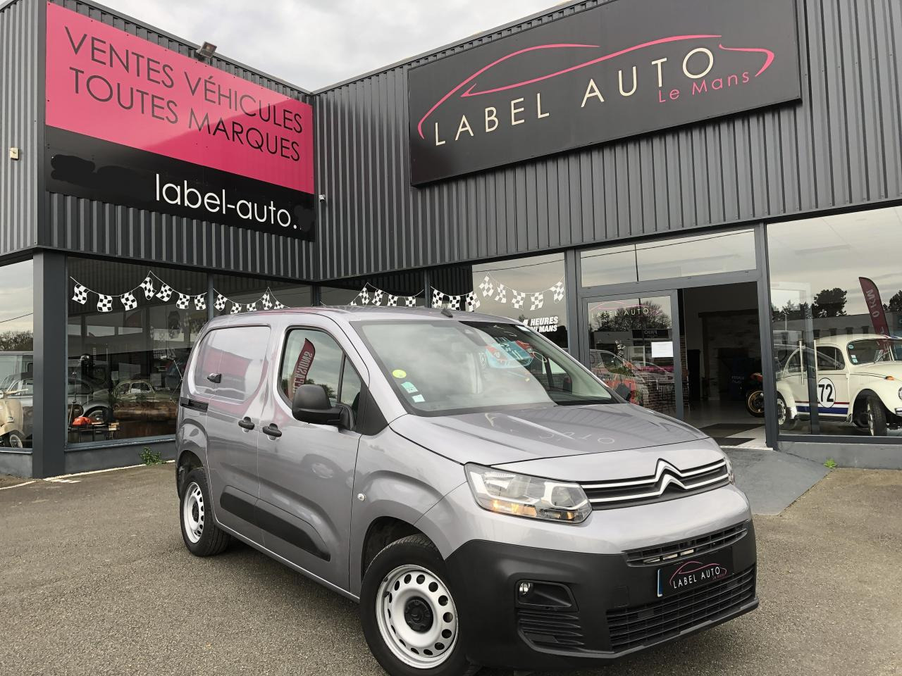 CITROEN berlingo M 1000KG BLUEHDI 130 S&S CLUB EAT8 - Furgone chiuso: foto 2 CITROEN berlingo M 1000KG BLUEHDI 130 S&S CLUB EAT8 - Furgone chiuso: foto 2