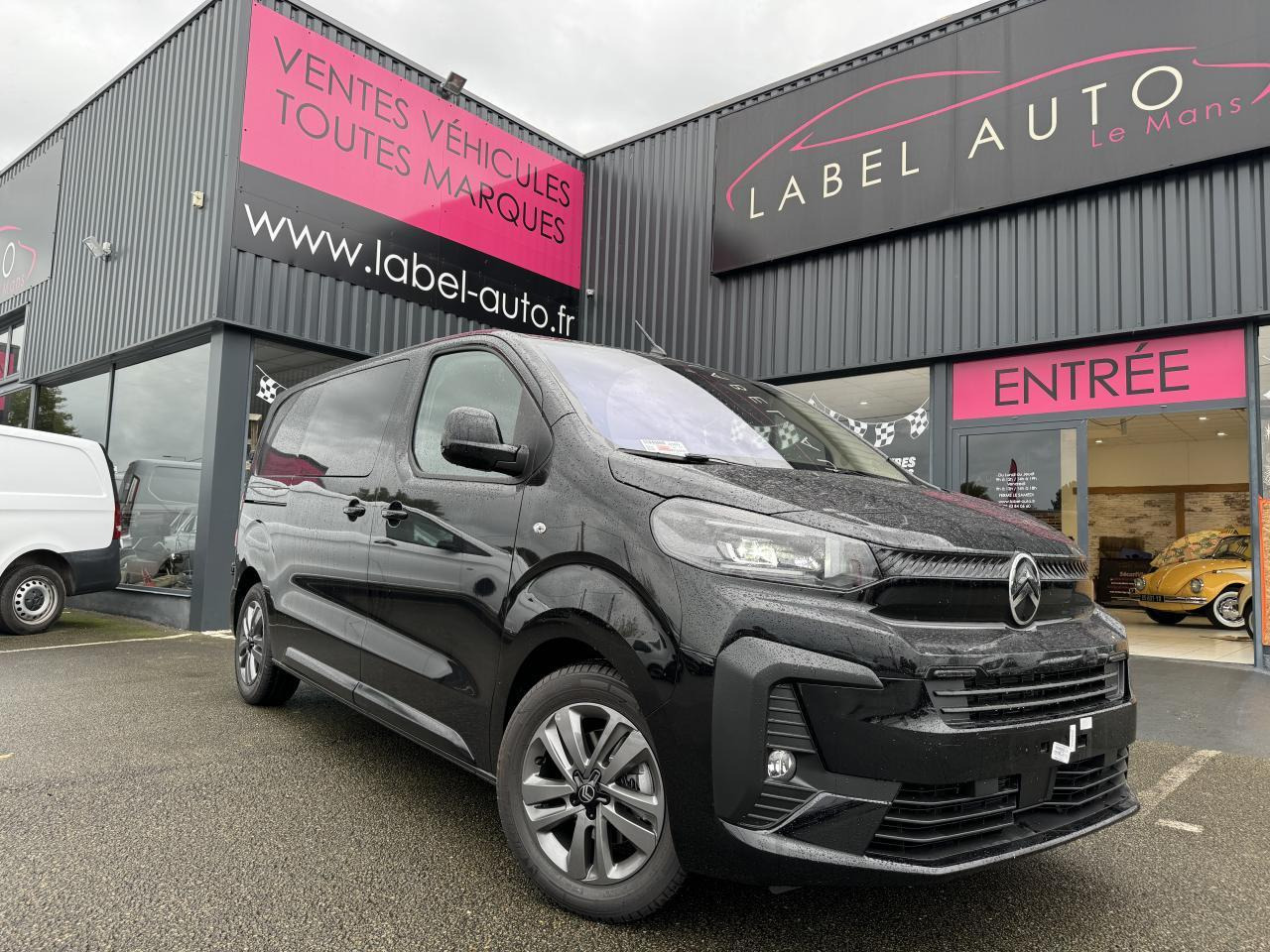 Citroen Jumpy M 2.0 BLUEHDI 180CH S&S CABINE APPROFONDIE FIXE EAT8 - Furgone doppia cabina: foto 4 Citroen Jumpy M 2.0 BLUEHDI 180CH S&S CABINE APPROFONDIE FIXE EAT8 - Furgone doppia cabina: foto 4