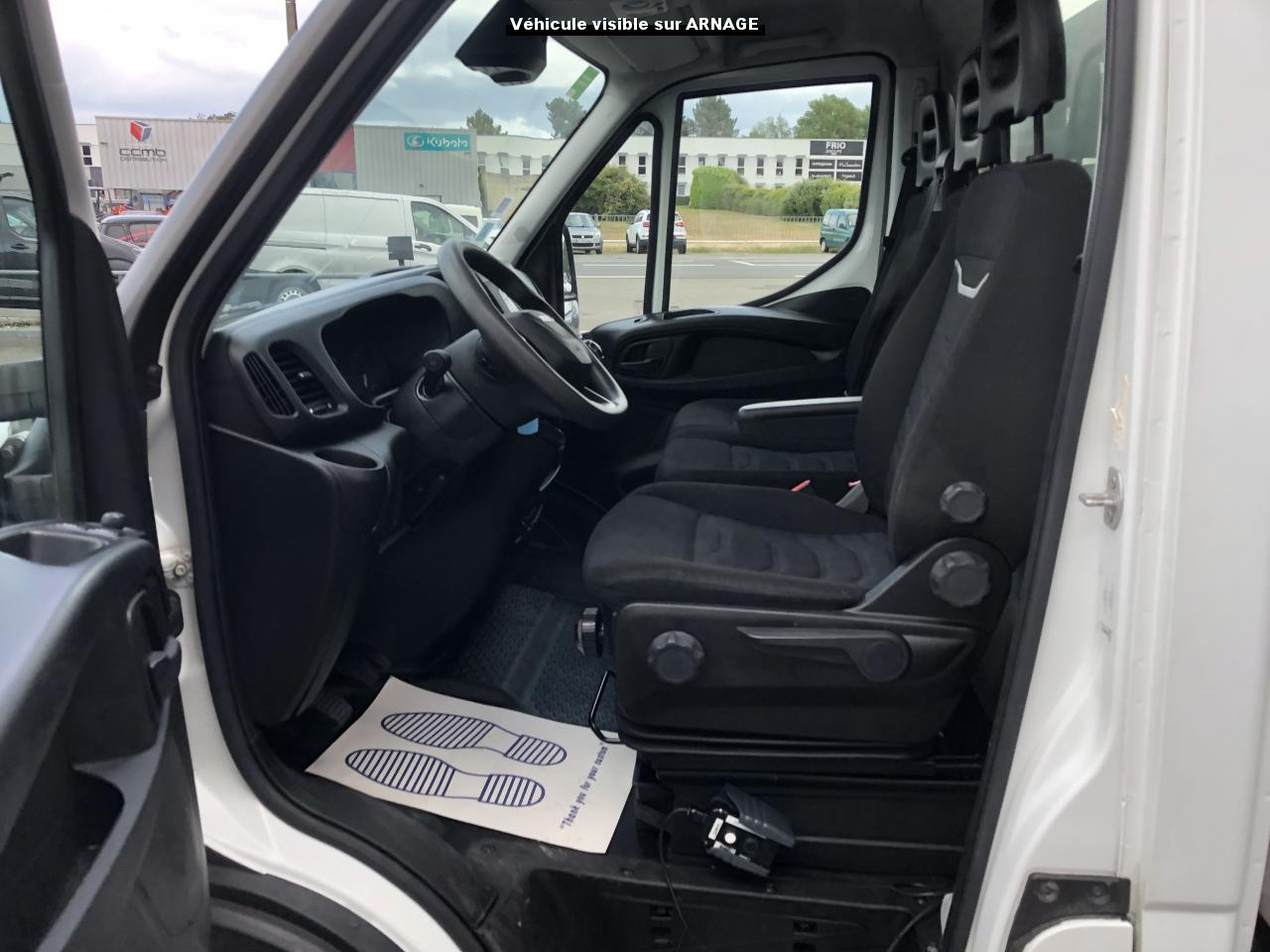 IVECO Daily 35 C 16H3.0 (Quad-Leaf) CHASSIS CABINE 2014 35C/35S Chassis cabine 35 C Epmt.3.75 PHASE 4 - Furgone ribaltabile: foto 5 IVECO Daily 35 C 16H3.0 (Quad-Leaf) CHASSIS CABINE 2014 35C/35S Chassis cabine 35 C Epmt.3.75 PHASE 4 - Furgone ribaltabile: foto 5