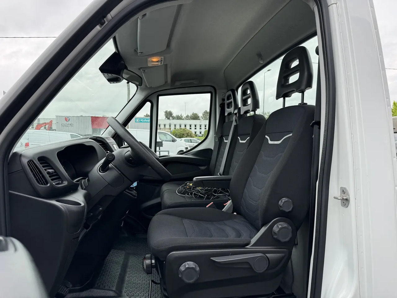 Iveco Daily 35C16H3.0 EMPATTEMENT 4100 - Carro attrezzi: foto 5 Iveco Daily 35C16H3.0 EMPATTEMENT 4100 - Carro attrezzi: foto 5