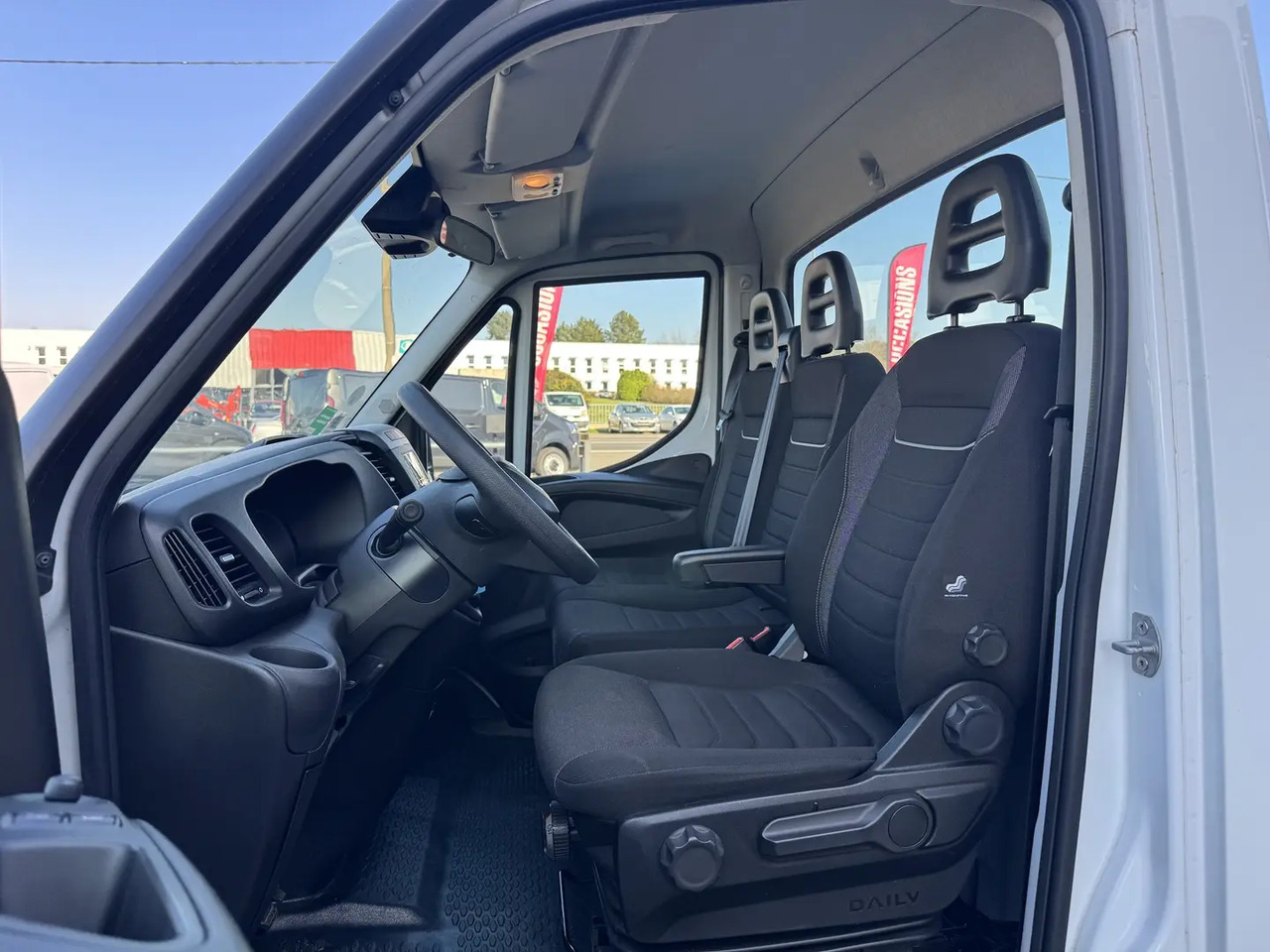 Iveco Daily 35S16 D EMPATTEMENT 4100 - Carro attrezzi: foto 3 Iveco Daily 35S16 D EMPATTEMENT 4100 - Carro attrezzi: foto 3