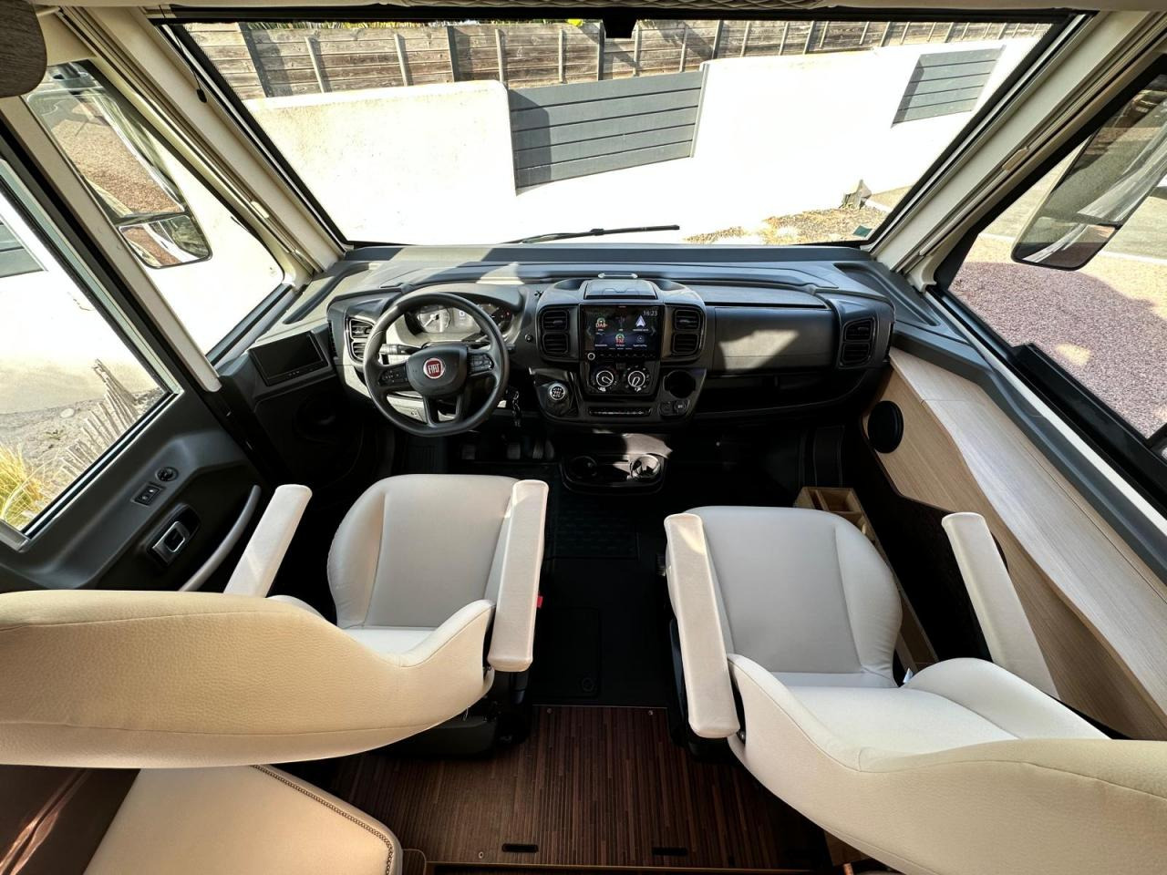 MC LOUIS NEVIS 281 - Motorhome: foto 5 MC LOUIS NEVIS 281 - Motorhome: foto 5