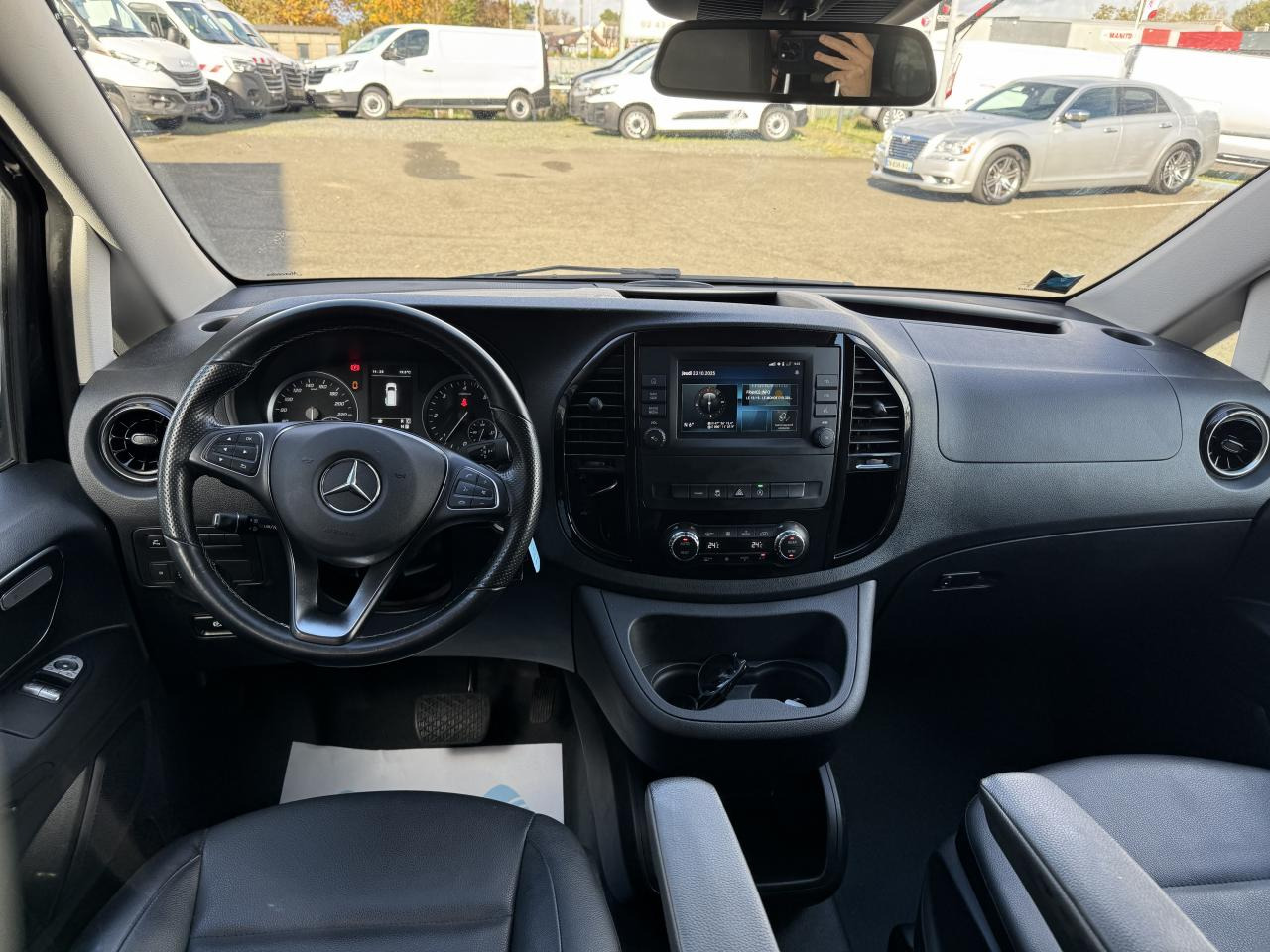 MERCEDES Vito MIXTO Extra Long 3.05t 119 CDI BlueEfficiency - BVA 9G-Tronic Propulsion MIXTO - BM 447 first - Furgone chiuso: foto 3 MERCEDES Vito MIXTO Extra Long 3.05t 119 CDI BlueEfficiency - BVA 9G-Tronic Propulsion MIXTO - BM 447 first - Furgone chiuso: foto 3