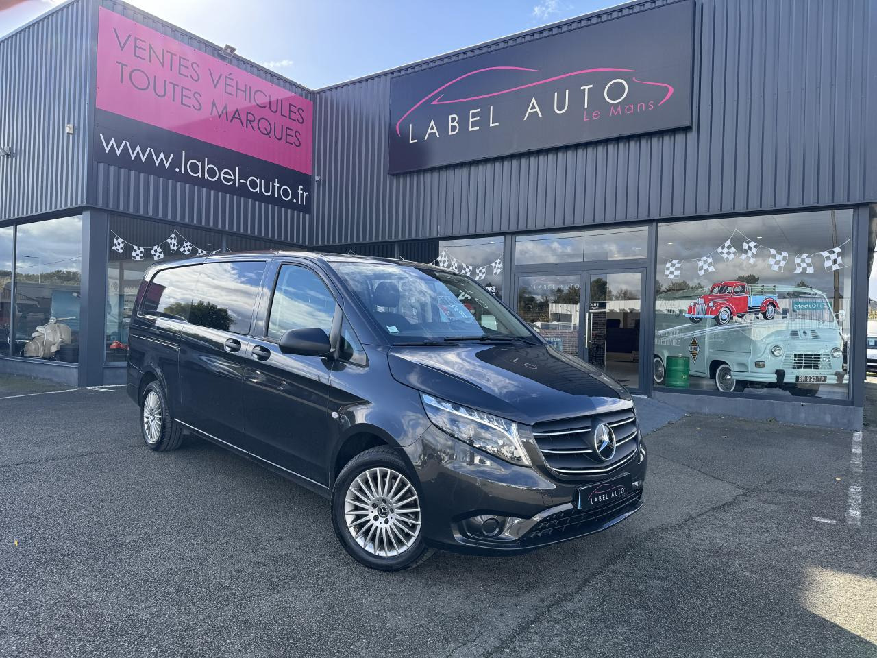MERCEDES Vito MIXTO Extra Long 3.05t 119 CDI BlueEfficiency - BVA 9G-Tronic Propulsion MIXTO - BM 447 first - Furgone chiuso: foto 2 MERCEDES Vito MIXTO Extra Long 3.05t 119 CDI BlueEfficiency - BVA 9G-Tronic Propulsion MIXTO - BM 447 first - Furgone chiuso: foto 2