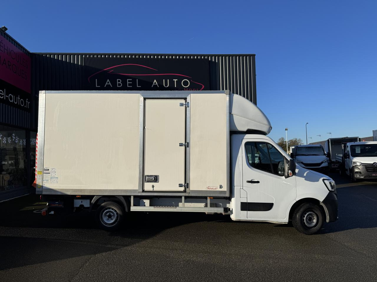 RENAULT MASTER 3T5 CAISSE 20M3 HAYON 2.3 DCI 145CH CONFORT - Furgone box: foto 1 RENAULT MASTER 3T5 CAISSE 20M3 HAYON 2.3 DCI 145CH CONFORT - Furgone box: foto 1