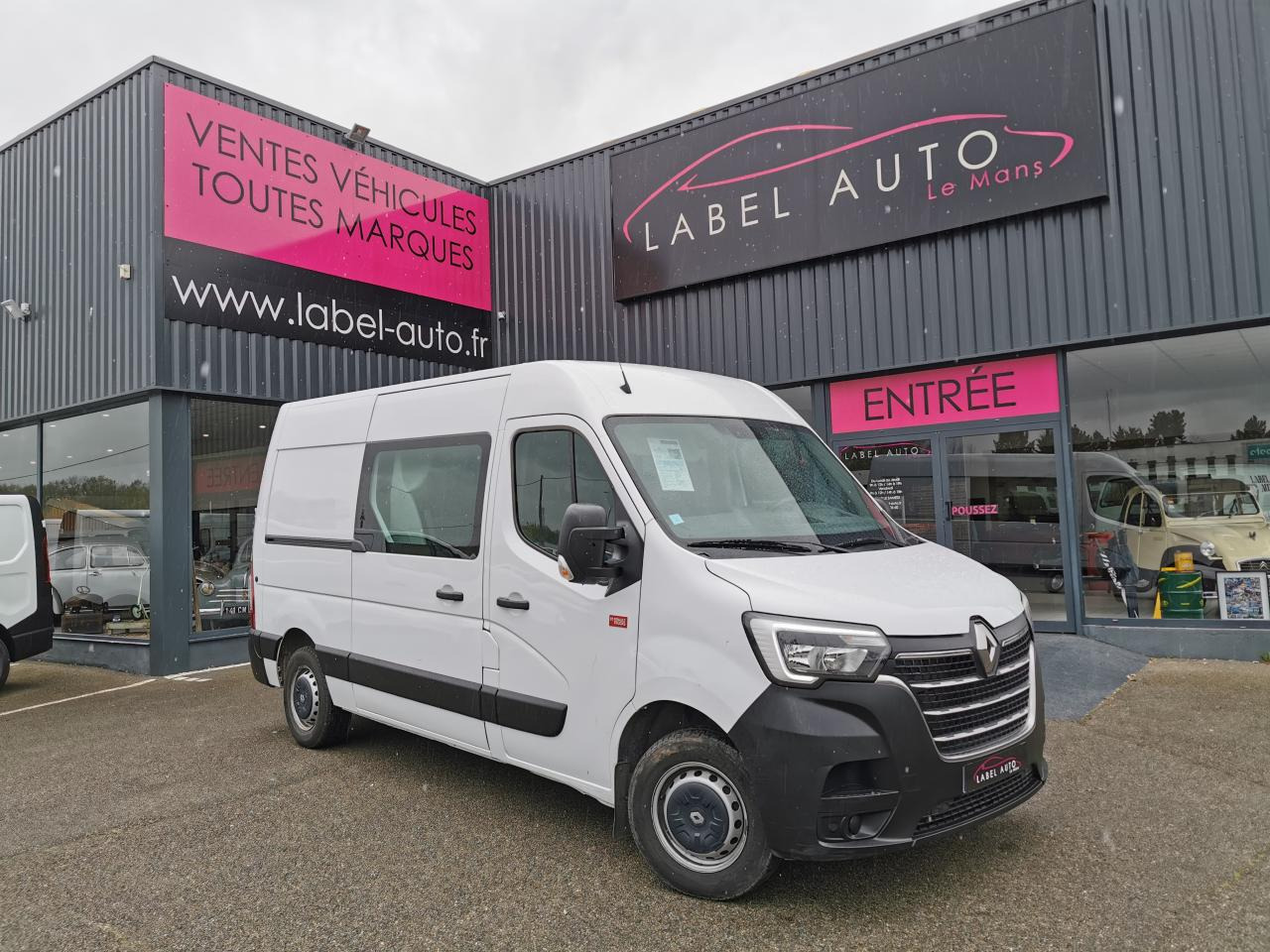 RENAULT Master Confort F3300 L2H2 2.3 dCi - 135  III CABINE APPROFONDIE Cabine approfondie L2H2 Traction PHA - Furgone chiuso: foto 3 RENAULT Master Confort F3300 L2H2 2.3 dCi - 135  III CABINE APPROFONDIE Cabine approfondie L2H2 Traction PHA - Furgone chiuso: foto 3