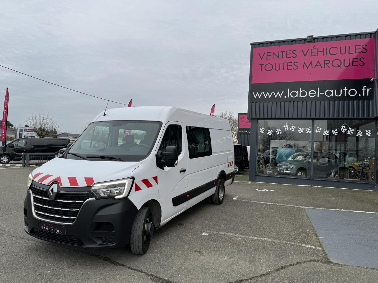 Furgone chiuso RENAULT Master Confort R3500RJ L3H2 2.3DCI 165CH CABINE APPROFONDIE 6 PLACES: foto 7 Furgone chiuso RENAULT Master Confort R3500RJ L3H2 2.3DCI 165CH CABINE APPROFONDIE 6 PLACES: foto 7