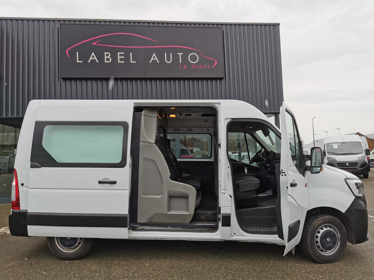 RENAULT Master Grand Confort F3500 L2H2 2.3 Blue dCi - 150 III CABINE APPROFONDIE Cabine approfondie L2H2 T - Furgone chiuso: foto 1 RENAULT Master Grand Confort F3500 L2H2 2.3 Blue dCi - 150 III CABINE APPROFONDIE Cabine approfondie L2H2 T - Furgone chiuso: foto 1