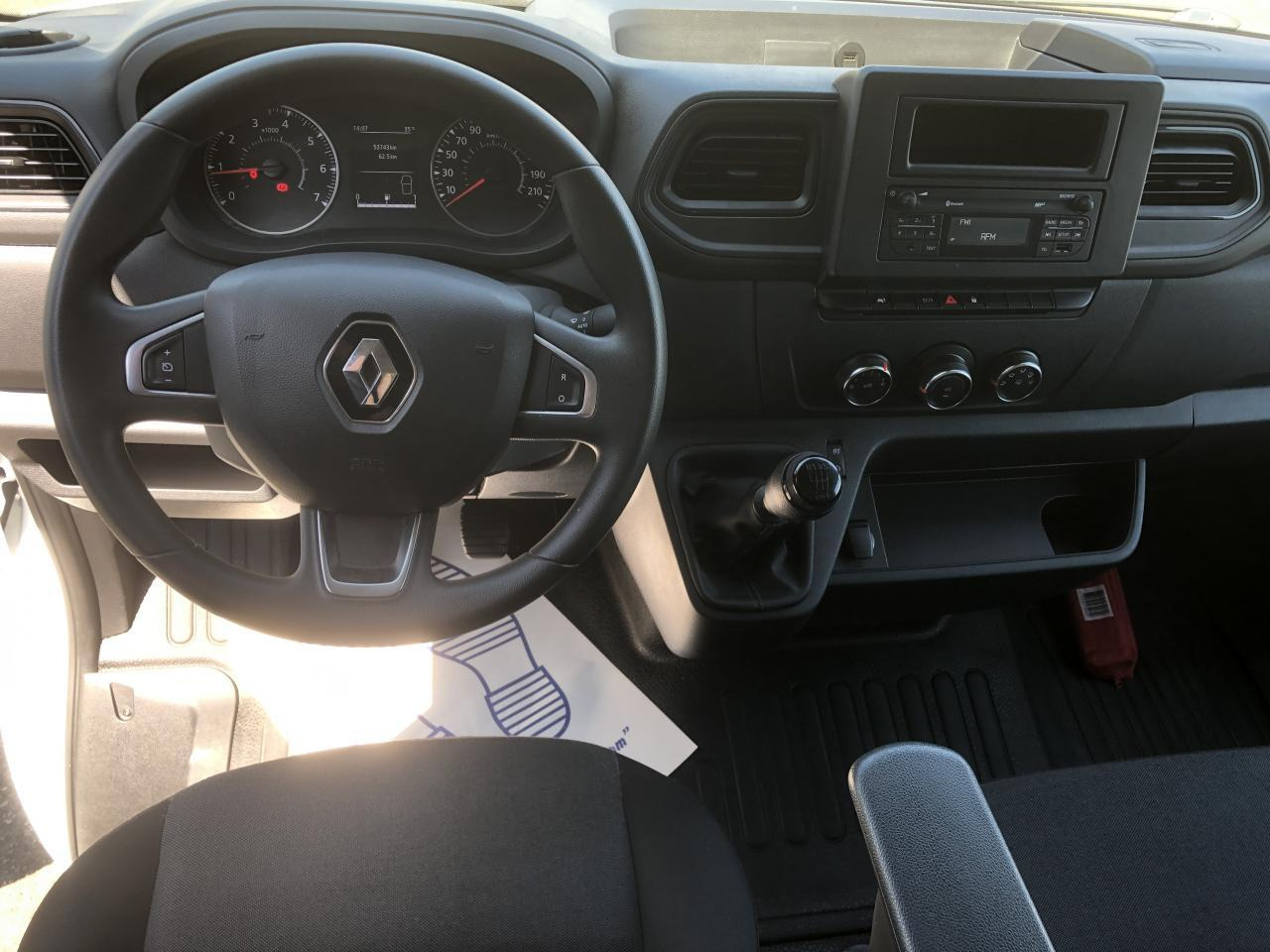 Renault Master F3300 L2H2 2.3 BLUE DCI 135CH CONFORT EURO6 - Furgone chiuso: foto 3 Renault Master F3300 L2H2 2.3 BLUE DCI 135CH CONFORT EURO6 - Furgone chiuso: foto 3