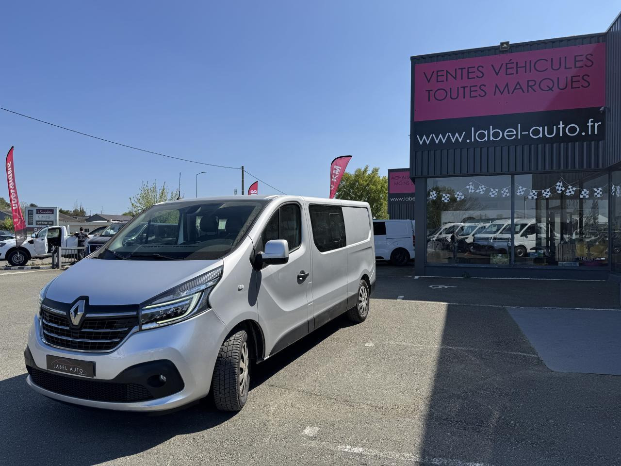 Renault Trafic L2H1 2.0 DCI 145CH CABINE APPROFONDIE 6 PLACES CONFORT EDC - Furgone doppia cabina: foto 4 Renault Trafic L2H1 2.0 DCI 145CH CABINE APPROFONDIE 6 PLACES CONFORT EDC - Furgone doppia cabina: foto 4