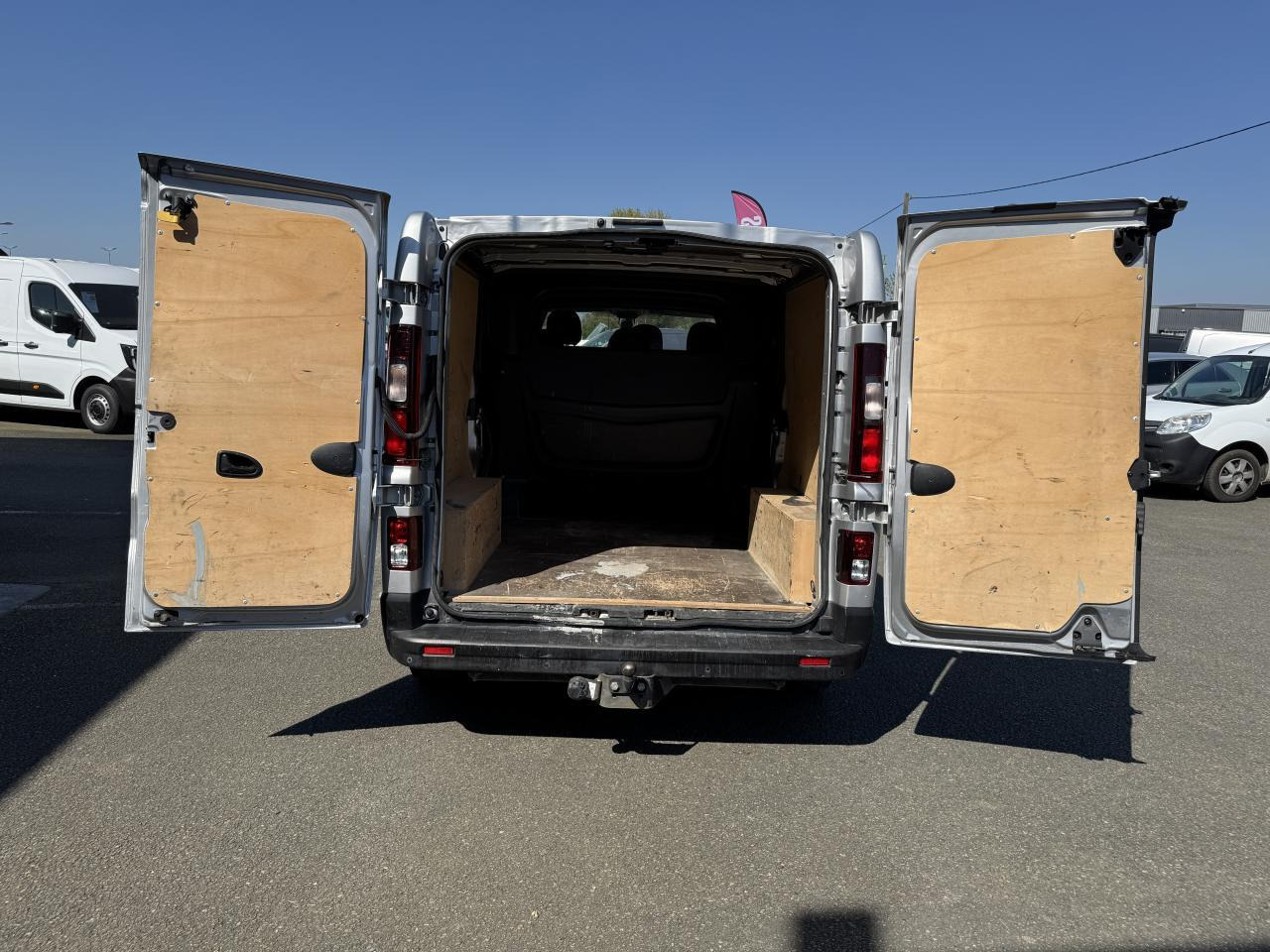 Furgone doppia cabina Renault Trafic L2H1 2.0 DCI 145CH CABINE APPROFONDIE 6 PLACES CONFORT EDC: foto 6