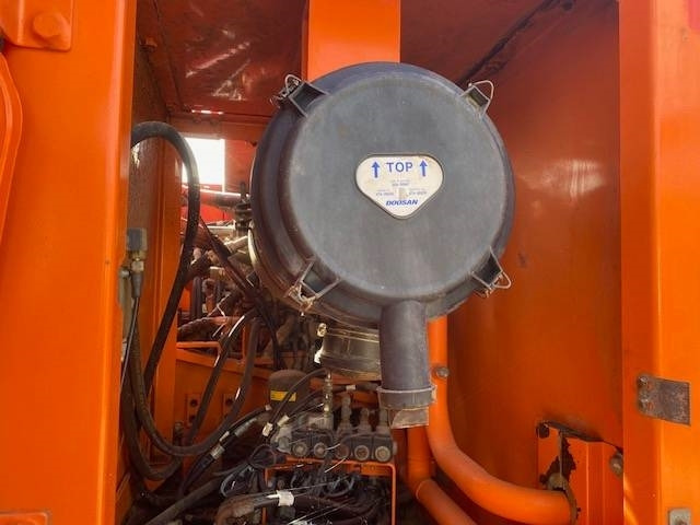 Escavatore cingolato Doosan DX 235 LC: foto 12 Escavatore cingolato Doosan DX 235 LC: foto 12