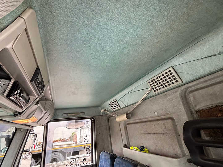 Iveco EUROCARGO 180E25 CASSONE FISSO - Autocarro con pianale/ Cassone fisso: foto 5 Iveco EUROCARGO 180E25 CASSONE FISSO - Autocarro con pianale/ Cassone fisso: foto 5