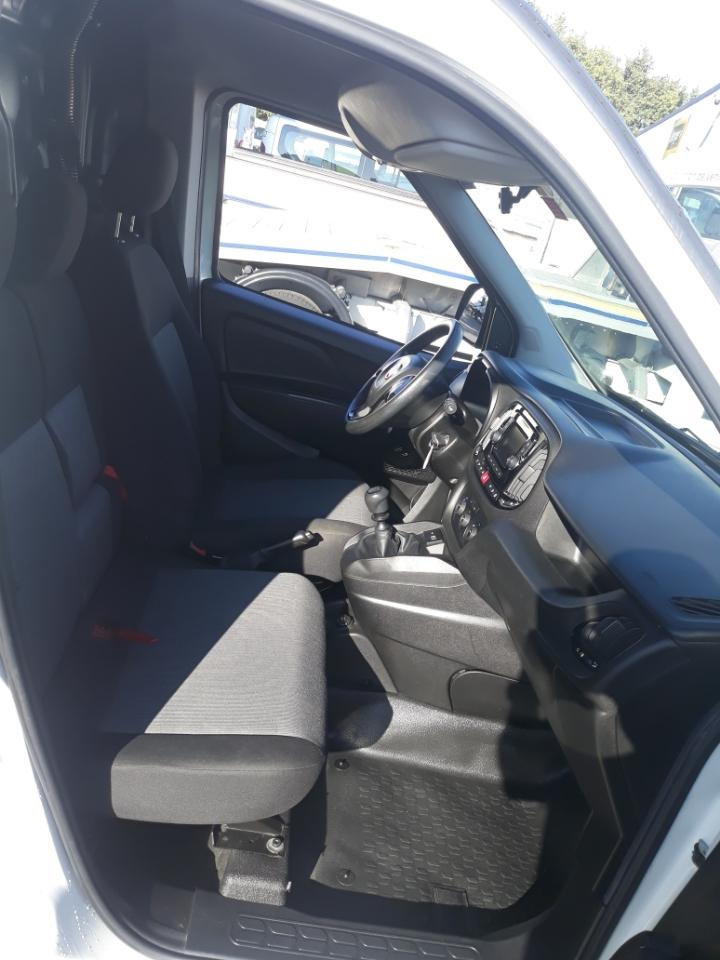 Fiat Doblo 105cv Frigo - Furgone frigo: foto 4 Fiat Doblo 105cv Frigo - Furgone frigo: foto 4