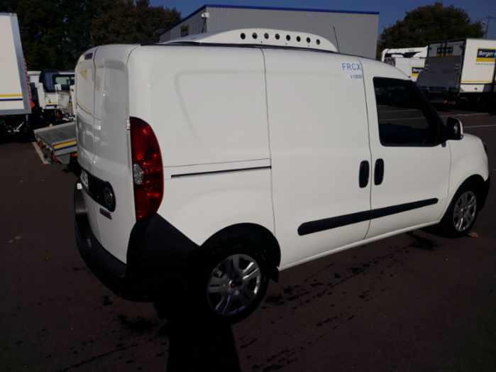 Furgone frigo Fiat Doblo 105cv Frigo: foto 7