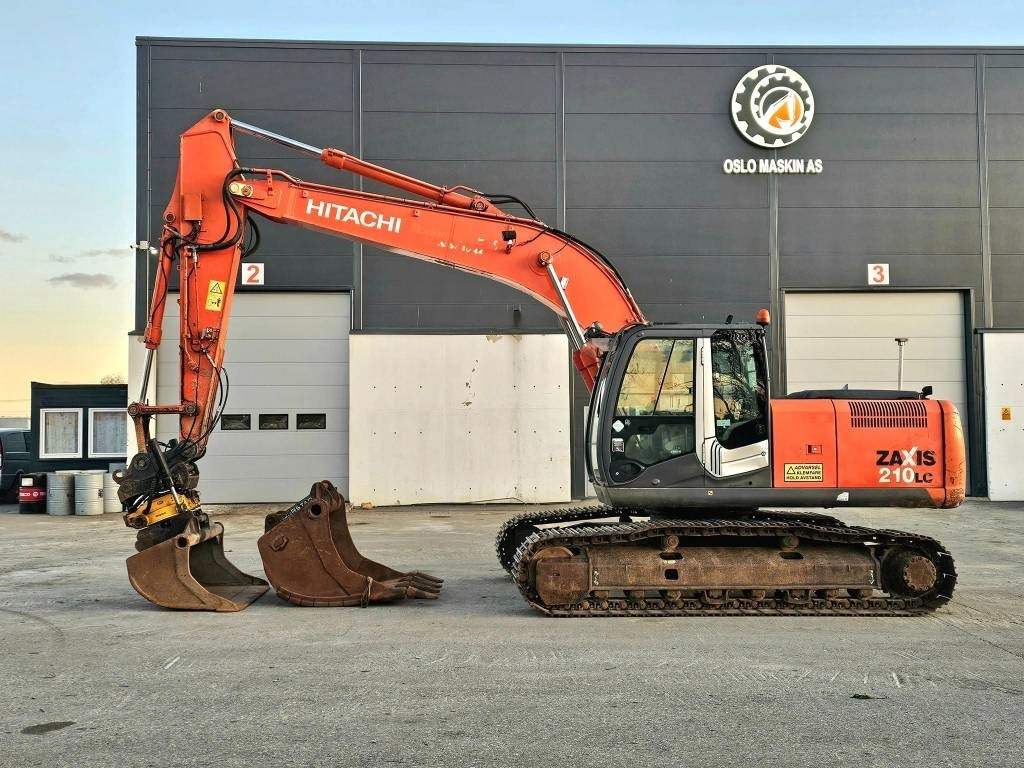 Hitachi ZX 210 LC-3 - Escavatore cingolato: foto 2 Hitachi ZX 210 LC-3 - Escavatore cingolato: foto 2