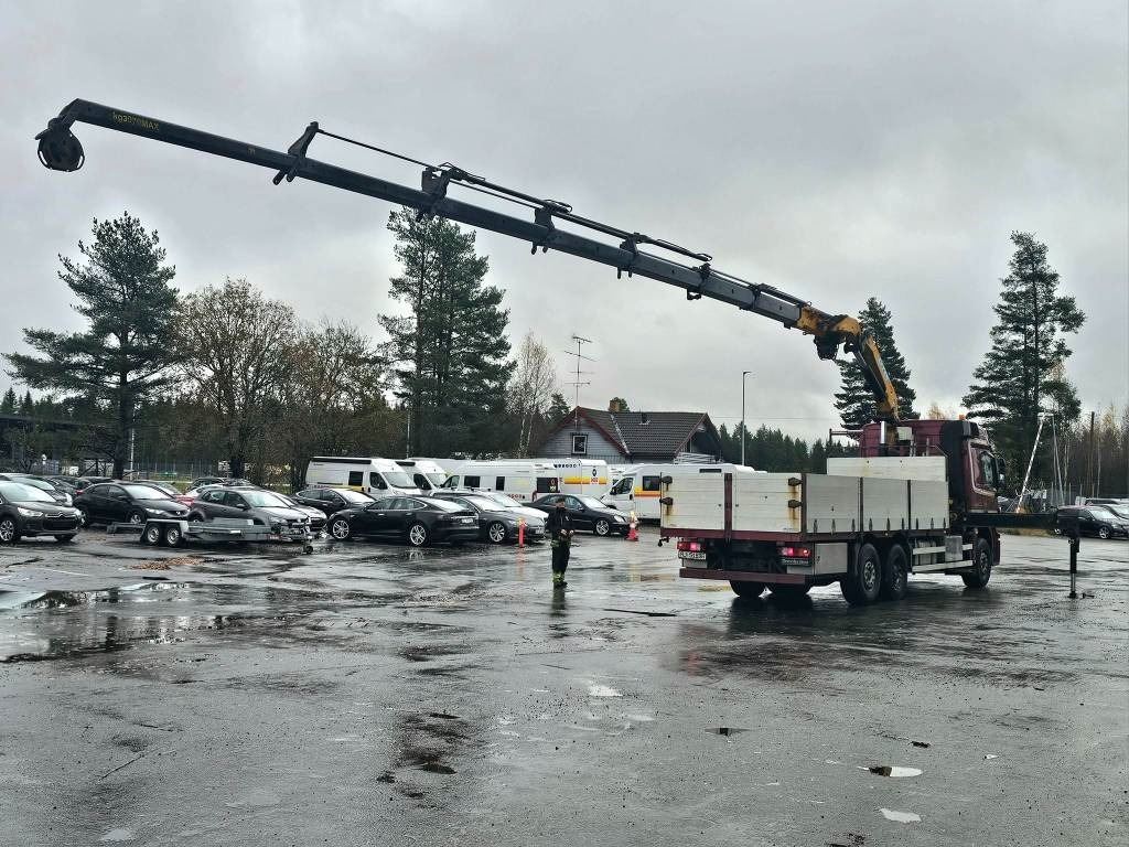 Mercedes-Benz Actros 2544 - Camion con gru: foto 4 Mercedes-Benz Actros 2544 - Camion con gru: foto 4