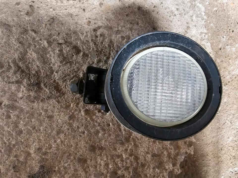 Arbeitsscheinwerfer Fendt Vario 724 722 718 720 716 820 824 415 515 518 - Luce/ Illuminazione per Trattore: foto 3 Arbeitsscheinwerfer Fendt Vario 724 722 718 720 716 820 824 415 515 518 - Luce/ Illuminazione per Trattore: foto 3