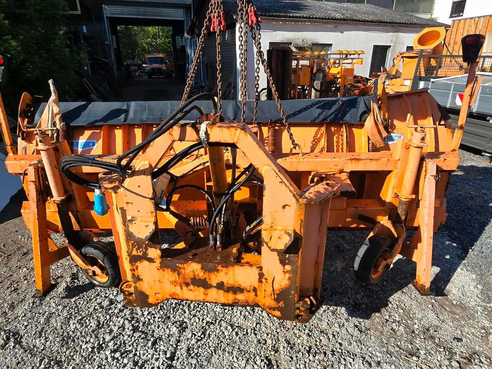 BeilhacK PV 30-4 Schneepflug Schneeschild Schneeschieber Winterdienst Schmidt für Unimog LKW U400 500 405 430 530 - Lama neve: foto 3 BeilhacK PV 30-4 Schneepflug Schneeschild Schneeschieber Winterdienst Schmidt für Unimog LKW U400 500 405 430 530 - Lama neve: foto 3