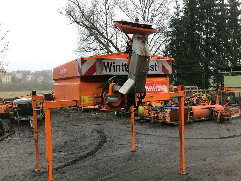 Gmeiner Salzstreuer 2m3 für Unimog 400 300 500 427 fendt xylon - Spargisale: foto 2 Gmeiner Salzstreuer 2m3 für Unimog 400 300 500 427 fendt xylon - Spargisale: foto 2