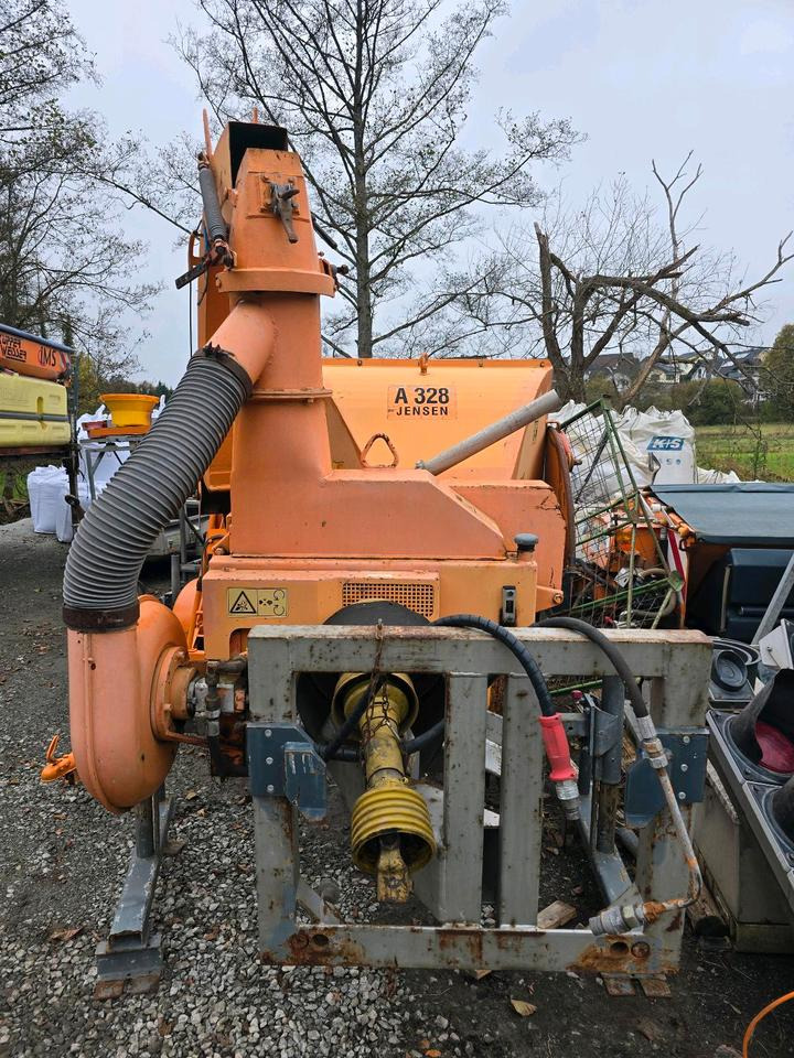 Jensen A328 Holhäcksler Holzhacker Holzschreder passend für Unimog 405 U 300 400 500 527 530 523 - Cippatrice: foto 3 Jensen A328 Holhäcksler Holzhacker Holzschreder passend für Unimog 405 U 300 400 500 527 530 523 - Cippatrice: foto 3