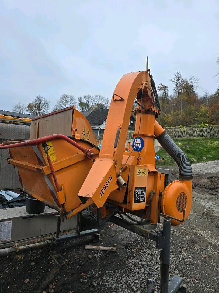 Jensen A328 Holhäcksler Holzhacker Holzschreder passend für Unimog 405 U 300 400 500 527 530 523 - Cippatrice: foto 4 Jensen A328 Holhäcksler Holzhacker Holzschreder passend für Unimog 405 U 300 400 500 527 530 523 - Cippatrice: foto 4