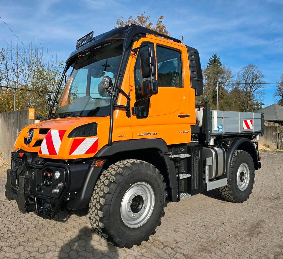NEUFAHRZEUG Unimog U219 EAS NKS-Z-UGE-43 Mercedes-Benz 405/10 405/12 UGE Mercedes-Benz U 318 323 327 423 427 429 430 EasyDrive - Mezzo spazzaneve: foto 1 NEUFAHRZEUG Unimog U219 EAS NKS-Z-UGE-43 Mercedes-Benz 405/10 405/12 UGE Mercedes-Benz U 318 323 327 423 427 429 430 EasyDrive - Mezzo spazzaneve: foto 1