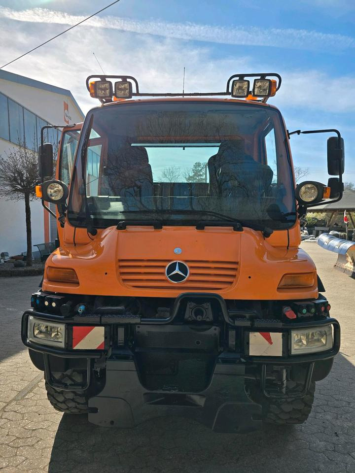 Unimog 405/10 U400 Bluetec 5 Leistungshydraulik Hydrostat U 400 500 300 Mercedes-Benz 318 218 430 423 427 - Mezzo spazzaneve: foto 4 Unimog 405/10 U400 Bluetec 5 Leistungshydraulik Hydrostat U 400 500 300 Mercedes-Benz 318 218 430 423 427 - Mezzo spazzaneve: foto 4