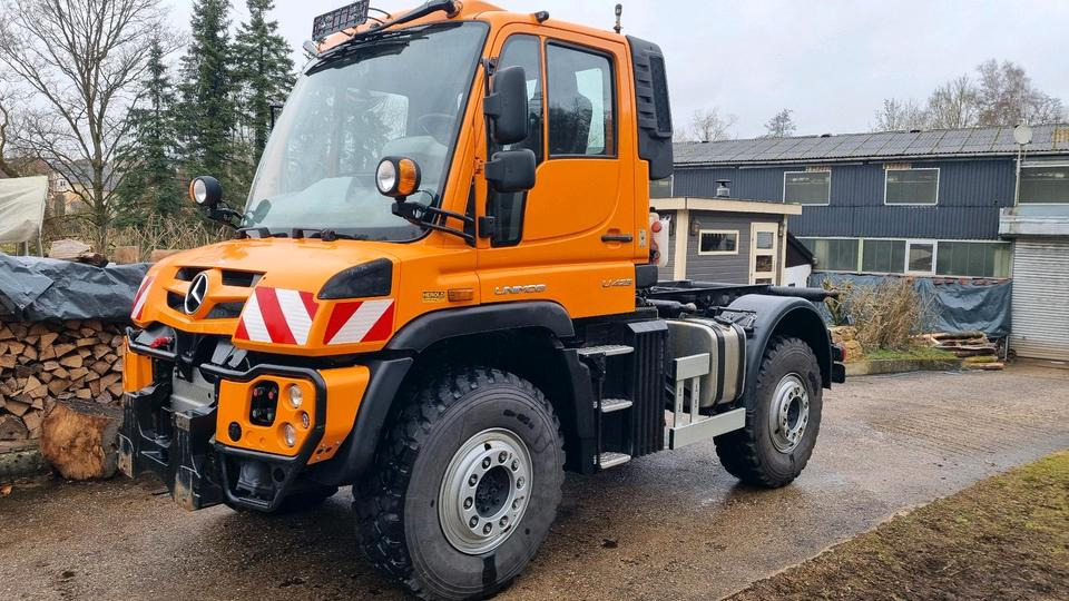 Autocarro con pianale/ Cassone fisso, Veicolo speciale/ Comunale Unimog 423 405 Mercedes-Benz U423 EAS Kipper UGN UGE: foto 1