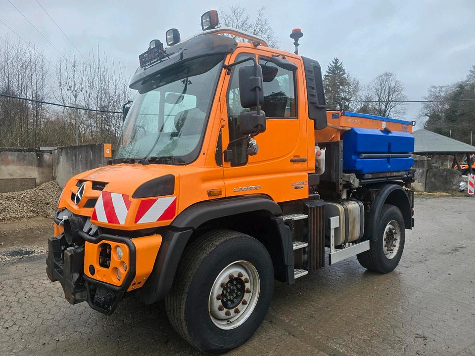 Unimog U 430 EAS Easy-Drive Variopilot U527 535 430 427 423 Mercedes-Benz 405 UGE UGN Hydrostat - Mezzo spazzaneve: foto 1 Unimog U 430 EAS Easy-Drive Variopilot U527 535 430 427 423 Mercedes-Benz 405 UGE UGN Hydrostat - Mezzo spazzaneve: foto 1