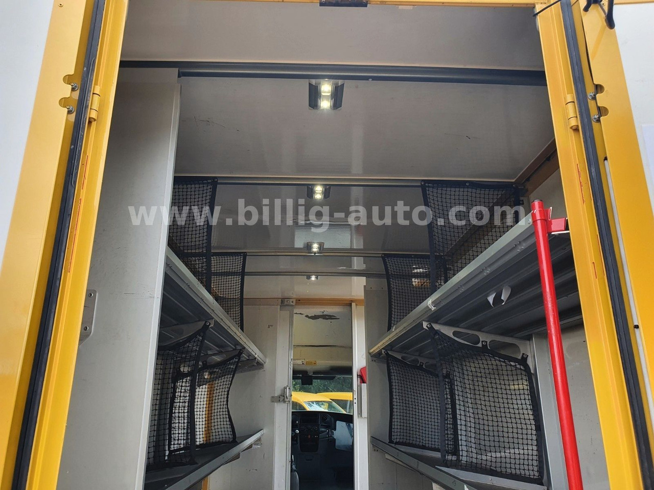 Iveco Daily Koffer Kasten Integralkoffer Automatik - Furgone box: foto 3 Iveco Daily Koffer Kasten Integralkoffer Automatik - Furgone box: foto 3