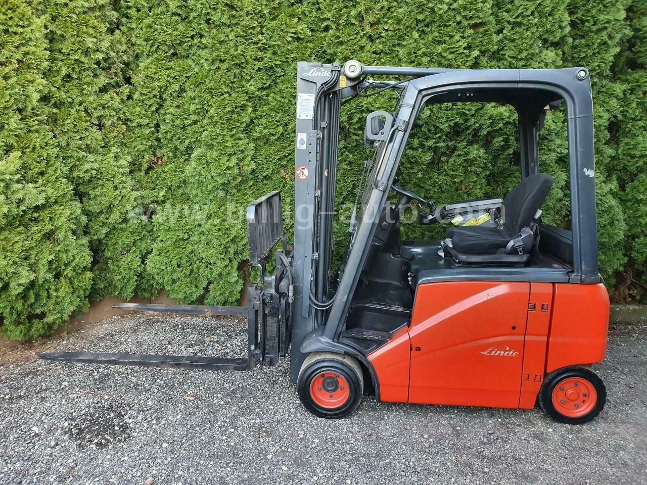 Linde E18 PH 4-Rad Seitenschieber*Zinkenverstellung* - Carrello elevatore elettrico: foto 2 Linde E18 PH 4-Rad Seitenschieber*Zinkenverstellung* - Carrello elevatore elettrico: foto 2