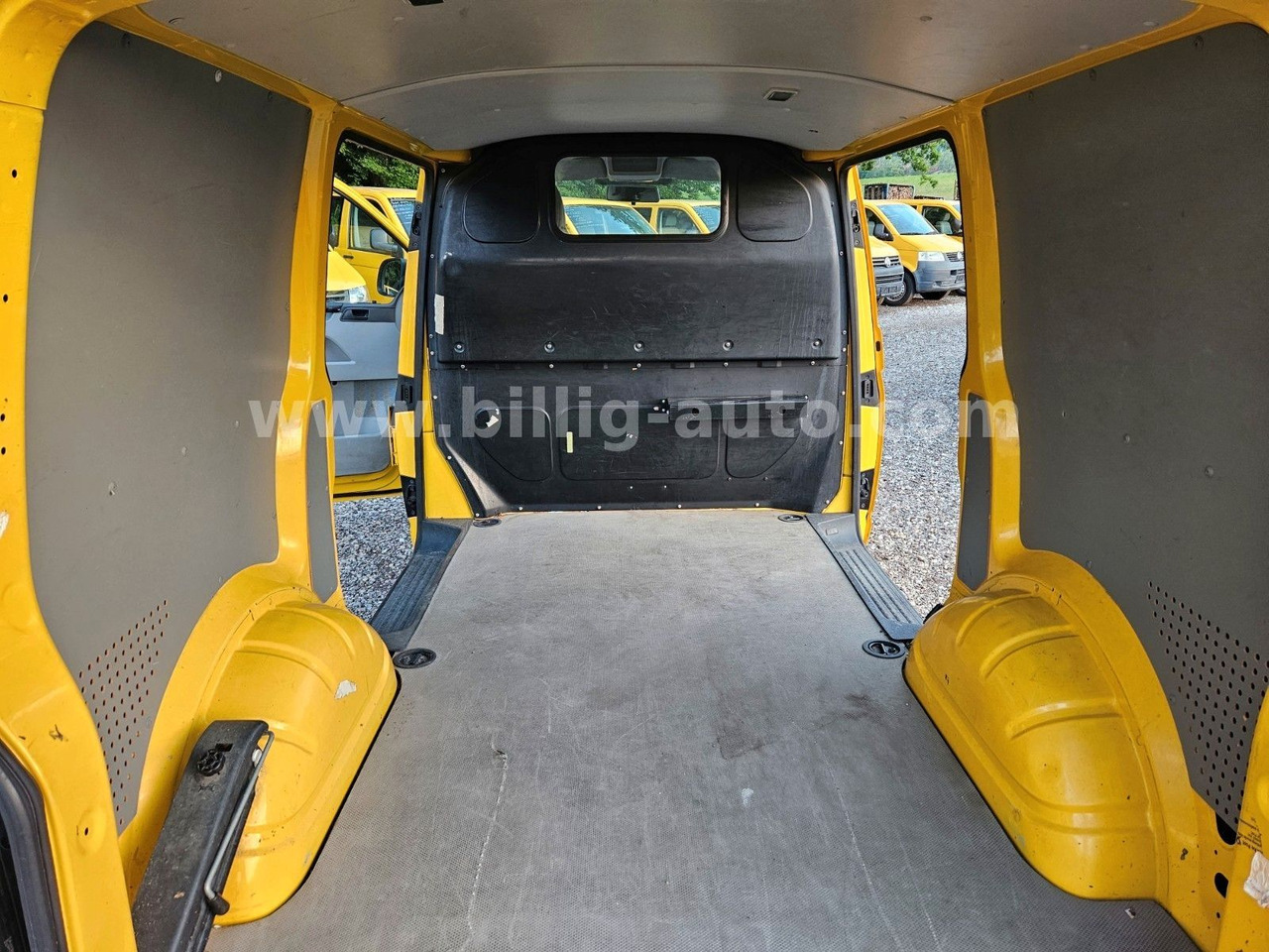 Volkswagen T5 Transporter 2.0TDI *2xSchiebetüre*Scheckheft - Furgoncino: foto 3 Volkswagen T5 Transporter 2.0TDI *2xSchiebetüre*Scheckheft - Furgoncino: foto 3