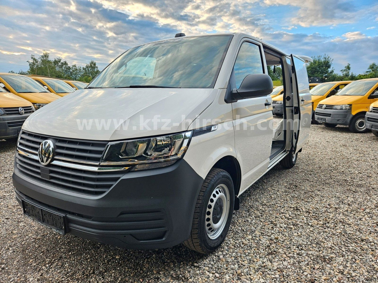 Volkswagen T6.1 Transporter T6 2xSchiebetüre!org.3.557KM| - Furgoncino: foto 1 Volkswagen T6.1 Transporter T6 2xSchiebetüre!org.3.557KM| - Furgoncino: foto 1