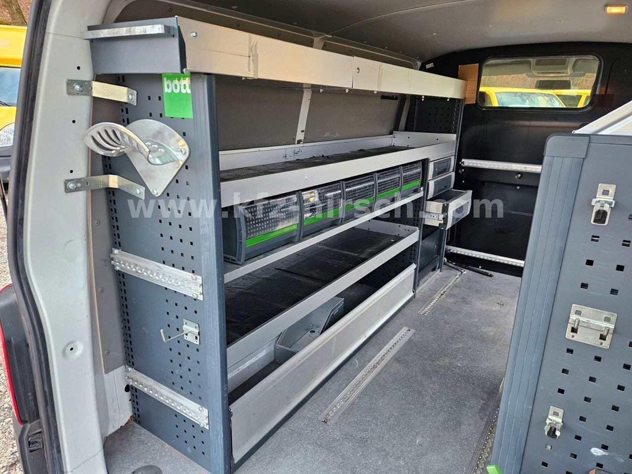 Volkswagen T6 Auto/ DSG Bott Sortimo Stdhzg Behindertenger. - Pulmino: foto 4 Volkswagen T6 Auto/ DSG Bott Sortimo Stdhzg Behindertenger. - Pulmino: foto 4