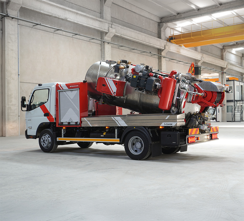 EFEMMAK S-Combi Combined Sewer Jetting And Vacuum Vehicle - Autospurgo: foto 5 EFEMMAK S-Combi Combined Sewer Jetting And Vacuum Vehicle - Autospurgo: foto 5