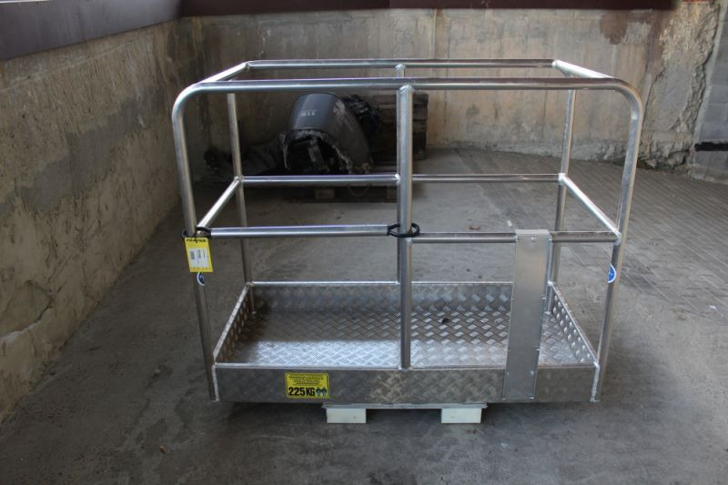 Nowy kosz aluminiowy Socage - Attrezzatura per Piattaforma aerea: foto 3 Nowy kosz aluminiowy Socage - Attrezzatura per Piattaforma aerea: foto 3